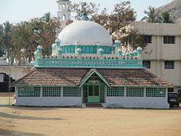 A panoramic view of Begumpur Mosque