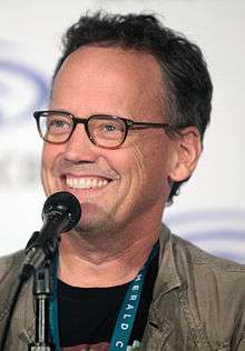 Dee Bradley Baker appearing at a convention in 2016.
