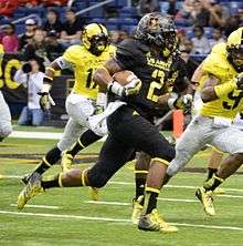 Henry (#2) at the U.S. Army All-American Bowl, 2013.