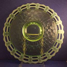 Example of a Fenton Basket Weave plate.