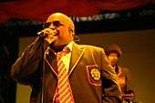 Colour photograph of Gnarls Barkley performing live in 2007.