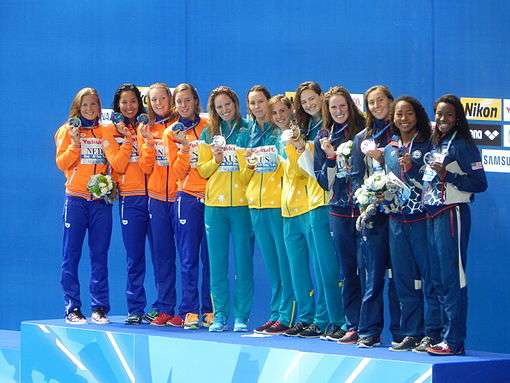 Kazan 2015 - Victory Ceremony 4×100 metres freestyle relay W.JPG