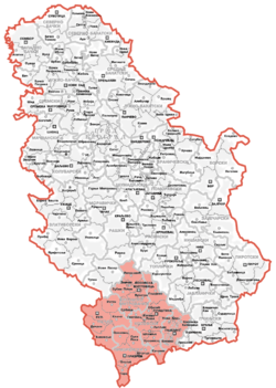 Location and extent of the Autonomous Province of Kosovo and Metohija (red) within Serbia.
