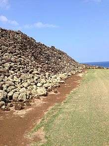 One of Mo'okini Heiau's rock walls.