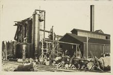 A black-and-white photo of a shale oil extraction plant at Kohtla operated by New Consolidated Gold Fields Limited