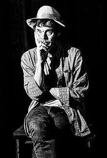 Rich Hall Musician - Image shot by Tina Downham prior to show 15th April 2016 in Taunton U.K.