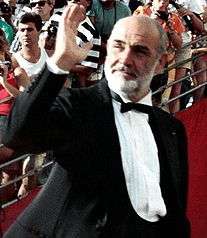 Photo of Sean Connery attending the 60th Academy Awards in 1998.