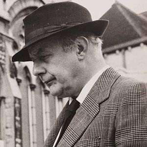 Head and shoulders, black and white profile picture of Betjeman