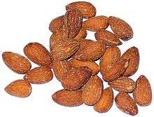 Smoked almonds, ready for eating